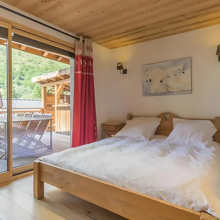 La Source Apartment