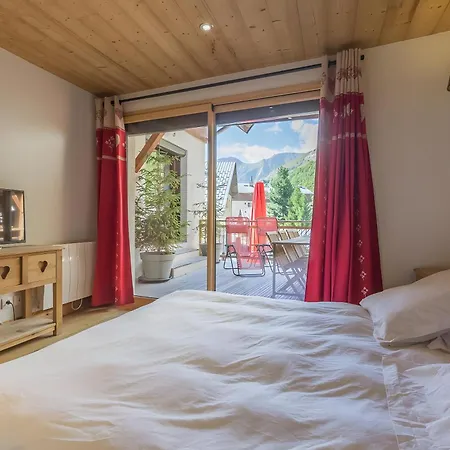 La Source Apartment