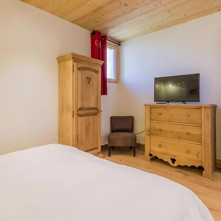 La Source Apartment *